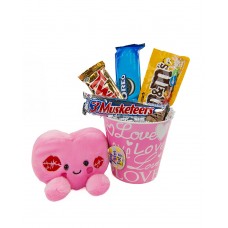 Strange's Love & Sweets Gift Basket